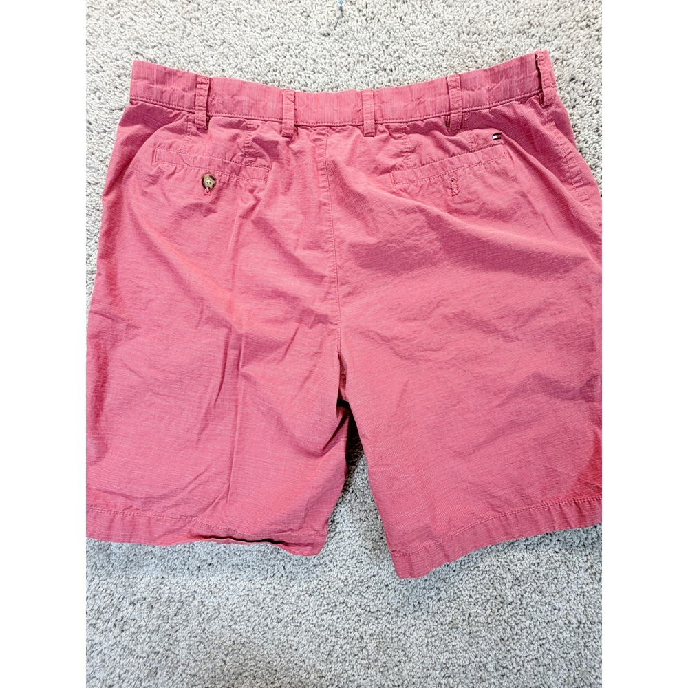 Tommy Hilfiger Mens Chino Shorts Size 38 Salmon Pink Coral Striped Flat Front - Picture 2 of 5